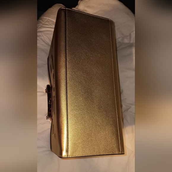 Fendi Sunshine Tote Gold - Picture 4 of 8